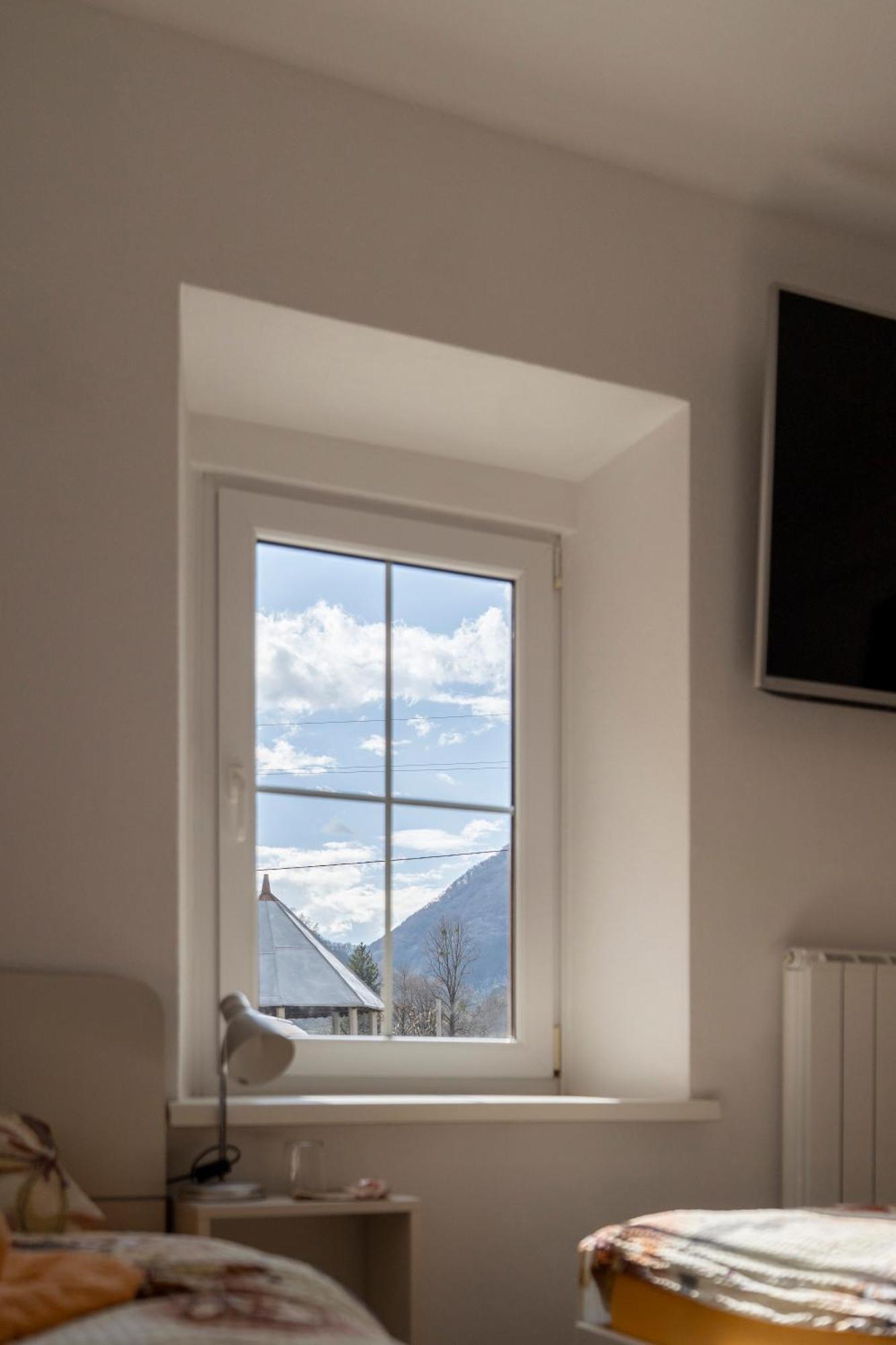 Relax House Soca Pension Bovec Buitenkant foto