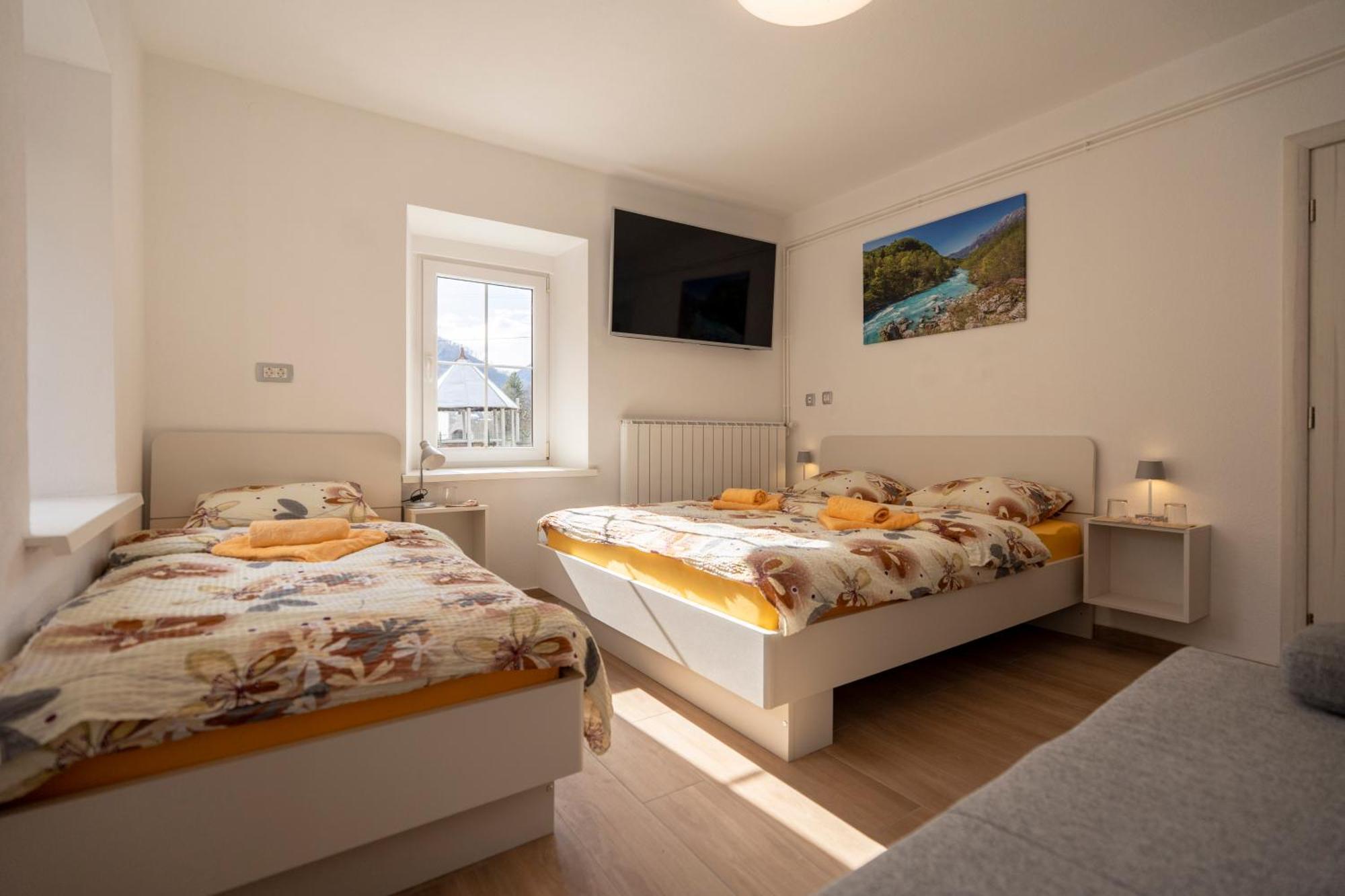 Relax House Soca Pension Bovec Buitenkant foto